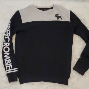 Abercrombie sweatshirt xs